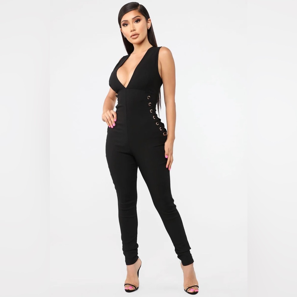 Iris Juniors Side Lace Up Jumpersuit Size Médium